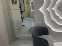 -咪咪比基尼脱毛专业店