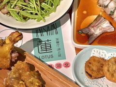 -莲餐厅·湖北菜·潜江小龙虾店(愚园路店)