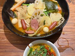 -万记麻辣烫国展总店