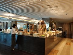 -圣丰索菲特·2 On 988 Café 自助餐厅