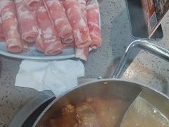-金滏山烤肉·海鲜·火锅自助餐厅(襄阳万达店)