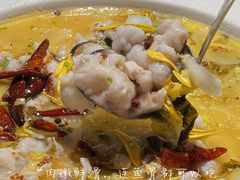 酸菜鸭嘴鱼-漓江又一軒·广西菜·桂林米粉(梅林店)