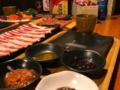-炙忧烤肉屋(中国铁建广场店)