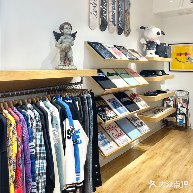 厦门探店｜本土国潮超亲民价的潮牌店！