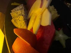 -FOUR PLAY BAR