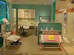 -康朴乐儿童学习桌椅(蓝色港湾店)