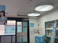 -雅悦齿科(顾村公园店)