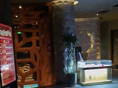 -秘地·影院式足浴SPA(凤三旗舰店)