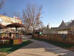 -萌宠亲子动物乐园(槐房万达店)