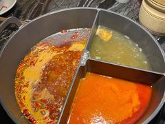 小嫩牛专利T型锅（一锅三吃）-热火朝天鲜切牛肉火锅(南强街巷店)