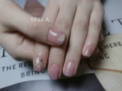 -Miss·A日式美甲美睫