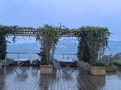 -昆明春城湖畔度假村