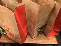 -星巴克(西藏路店)