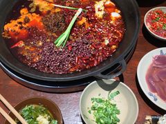 -四小区火锅·巷子里的重庆火锅(花照壁店)