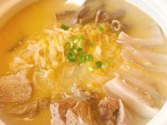 骨棒炖酸菜-谷语中餐厅