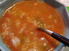 招牌小龙虾红汤泡饭-蜜桃花开·中西融合菜E&W(南长街店)