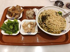 -白金汉爵大酒店-24小时餐厅
