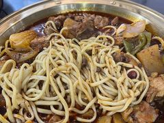 -牛一嘴·兰州牛肉面·大盘鸡(财富中心店)