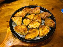 料理烤特色火烧-老东镇啤酒屋海鲜加工·蒸汽海鲜·海鲜烧烤(台东店)