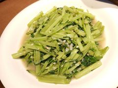 -新发现(宝山龙湖店)