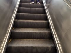 -体育场(地铁站)