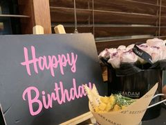 -Mark&Mars Restaurant