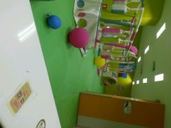 -孩子王(奥克斯广场店)