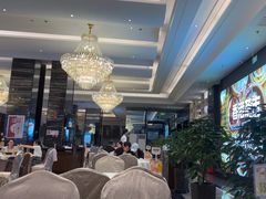 -万龙洲海鲜(大兴绿地缤纷城店)