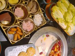 -麻田会 ·牛蛙火锅(珠江新城维家思广场店)