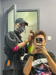 -15C7 男士理发馆 烫染专业店