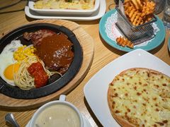-菲滋意式休闲餐厅(北仑银泰城店)