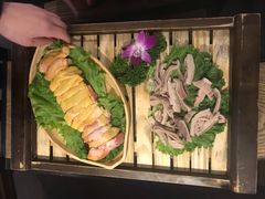 -尚尚仙·酸汤猪手·猪肚鸡火锅(华联万柳购物中心店)