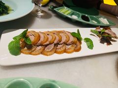 鱼子酱配枣酥香烤鸭-晟永興烤鸭店(五道口店)