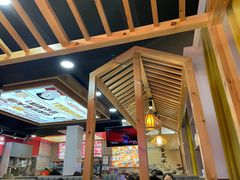 大堂-集草轩·重庆麻辣烤鱼(西湖道店)