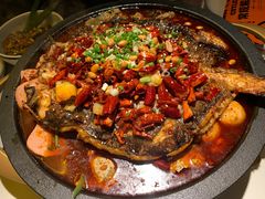 -鸣记脆皮烤鱼·海鲜烤鱼(三八广场店)