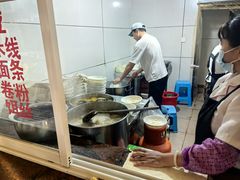 -文山荷鲜居(翠湖店)