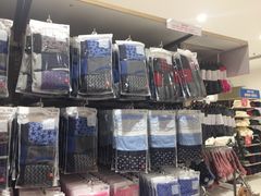 -优衣库(上海金桥国际商业广场店)