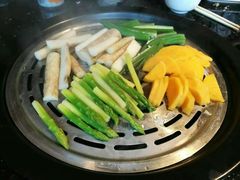 -日进一片海.生腌海鲜火锅.宵夜烧烤(三里屯总店)