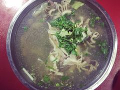 翘脚牛肉-谢老五跷脚牛肉·非遗传承店
