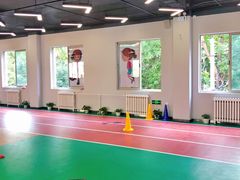 -悦动体能篮球羽毛球网球(三里河店)