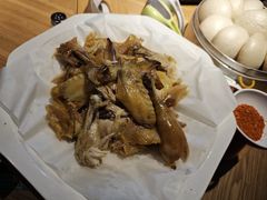 -头上红煨盐鸡·非遗院子餐厅