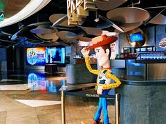 -百美汇影城(LUXE嘉里中心店)