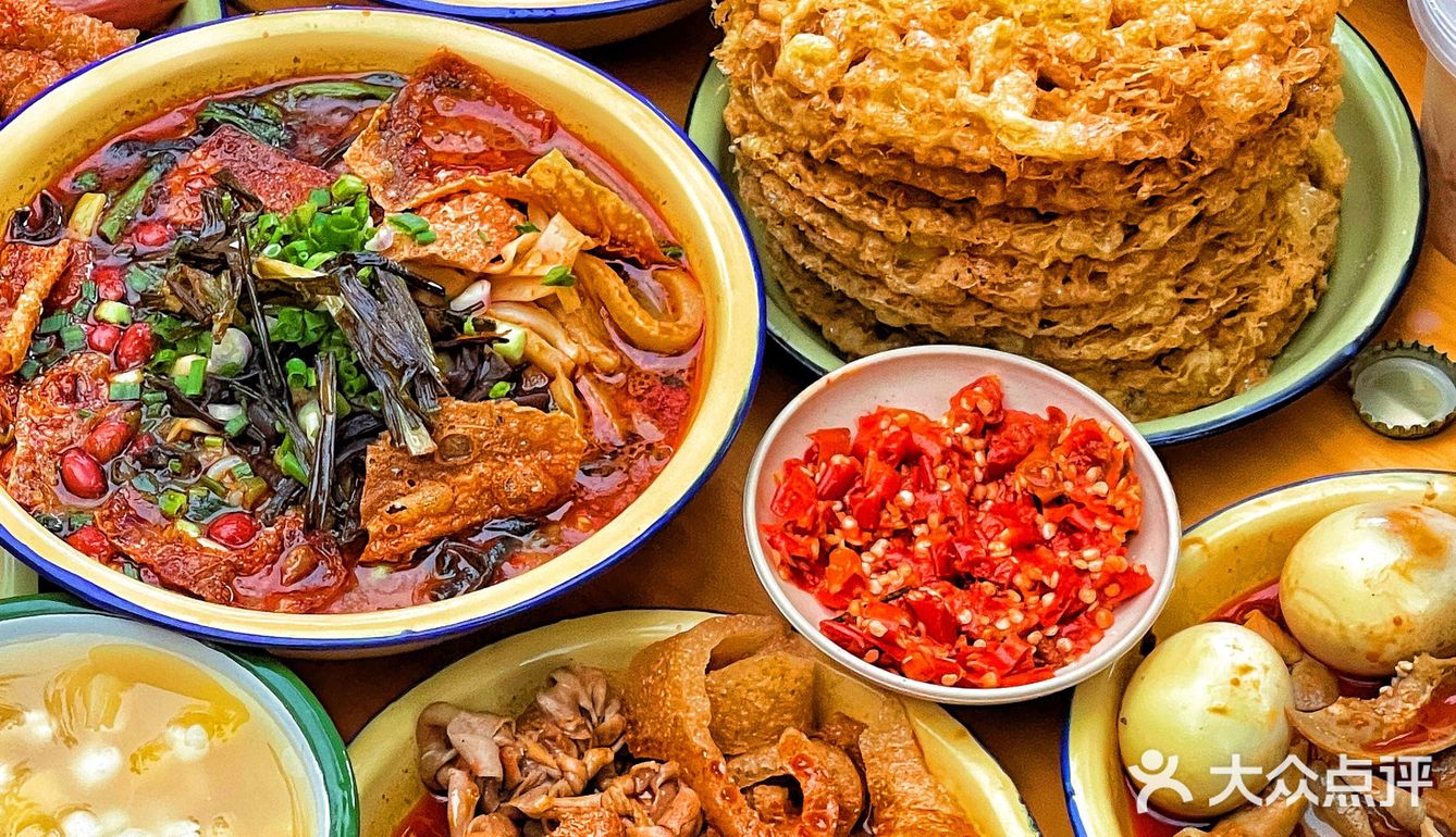 关于我在西安坐车一小时也要去吃的首家糖水和柳州螺蛳粉 