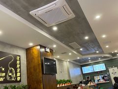 大堂-螺小胖柳州螺蛳粉(钟楼总店)