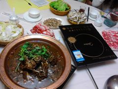 羊蝎子涮锅-香满锅老北京羊蝎子火锅·家常菜(新街口店)