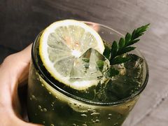 -ZING COFFEE 镜咖啡