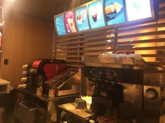 -麦当劳(新华路步步高店)