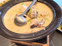 -五谷丰登农家院·地道胶东菜·海鲜烧烤(威海店)