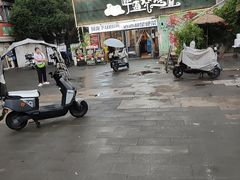 -狮龙啤酒烧烤屋(建二路店)