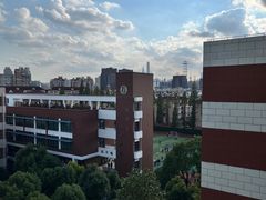 -上海市控江中学